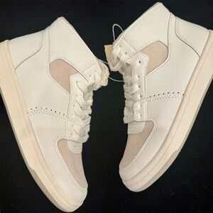 Universal Thread Women's Skyler High-Top Sneakers White Size 6.5